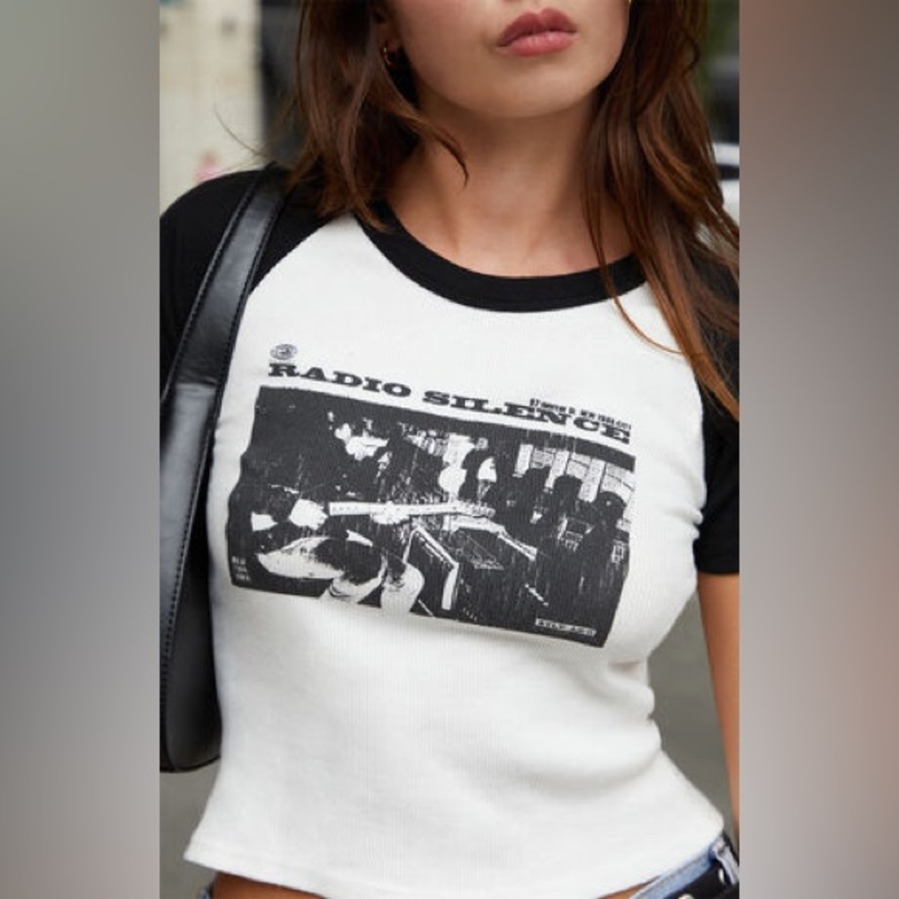 Brandy Melville Radio Silence Graphic Ribbed Cropped Baby Tee O/S Small